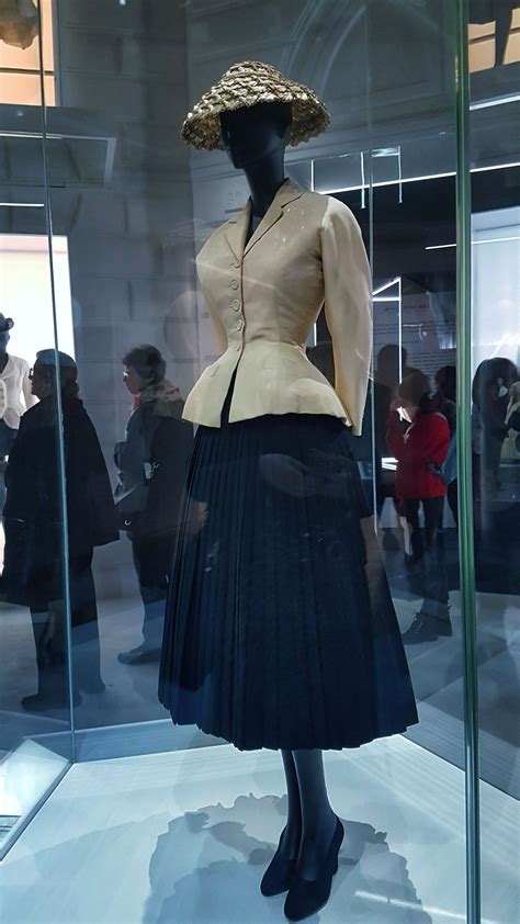 christian Dior bar suit